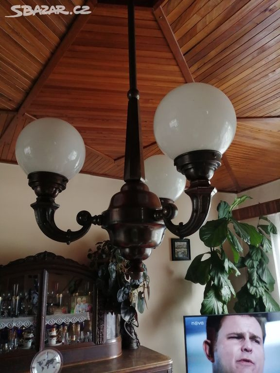 Starožitný nábytek - 4