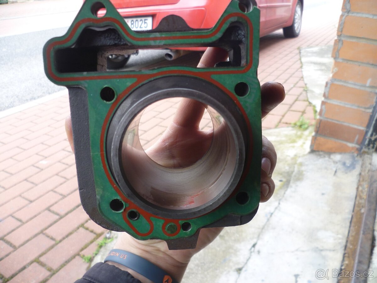 Aprilia sr 125 motard - 4