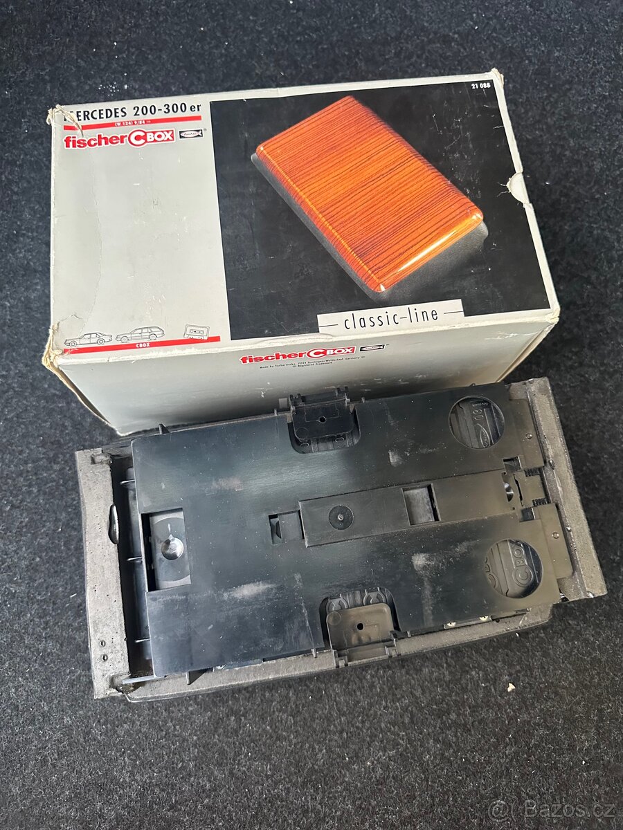 Mercedes Benz W124 Fischerbox držák na kazety nový - 4