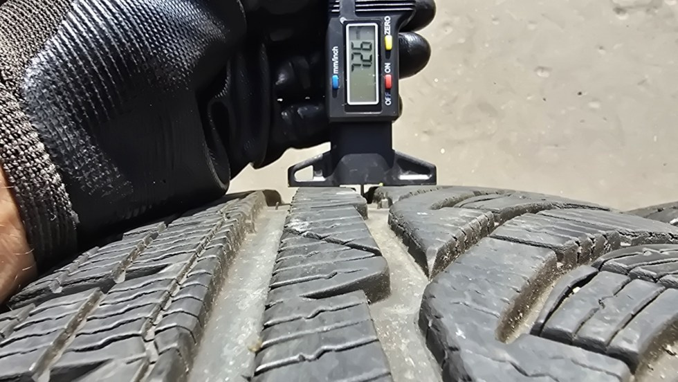 Zimní pneu 225/45/18 Michelin - 4