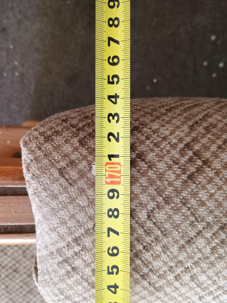 Rozkládací gauč + 2 křesla - 4