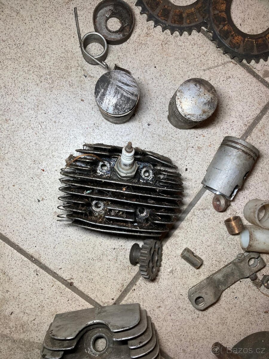 Jawa 50 / 20 / 21 / 23 Pionýr , Mustang - 4