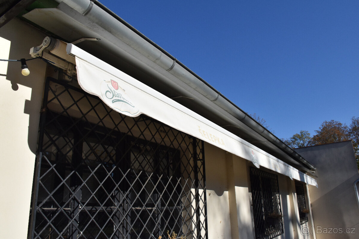 Markýza a slunečník - 4