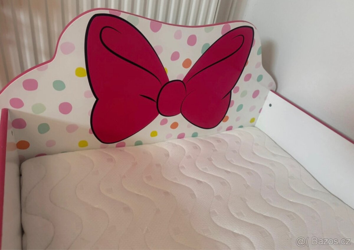 Dětská postel Minnie Mouse + příslušenství - 4