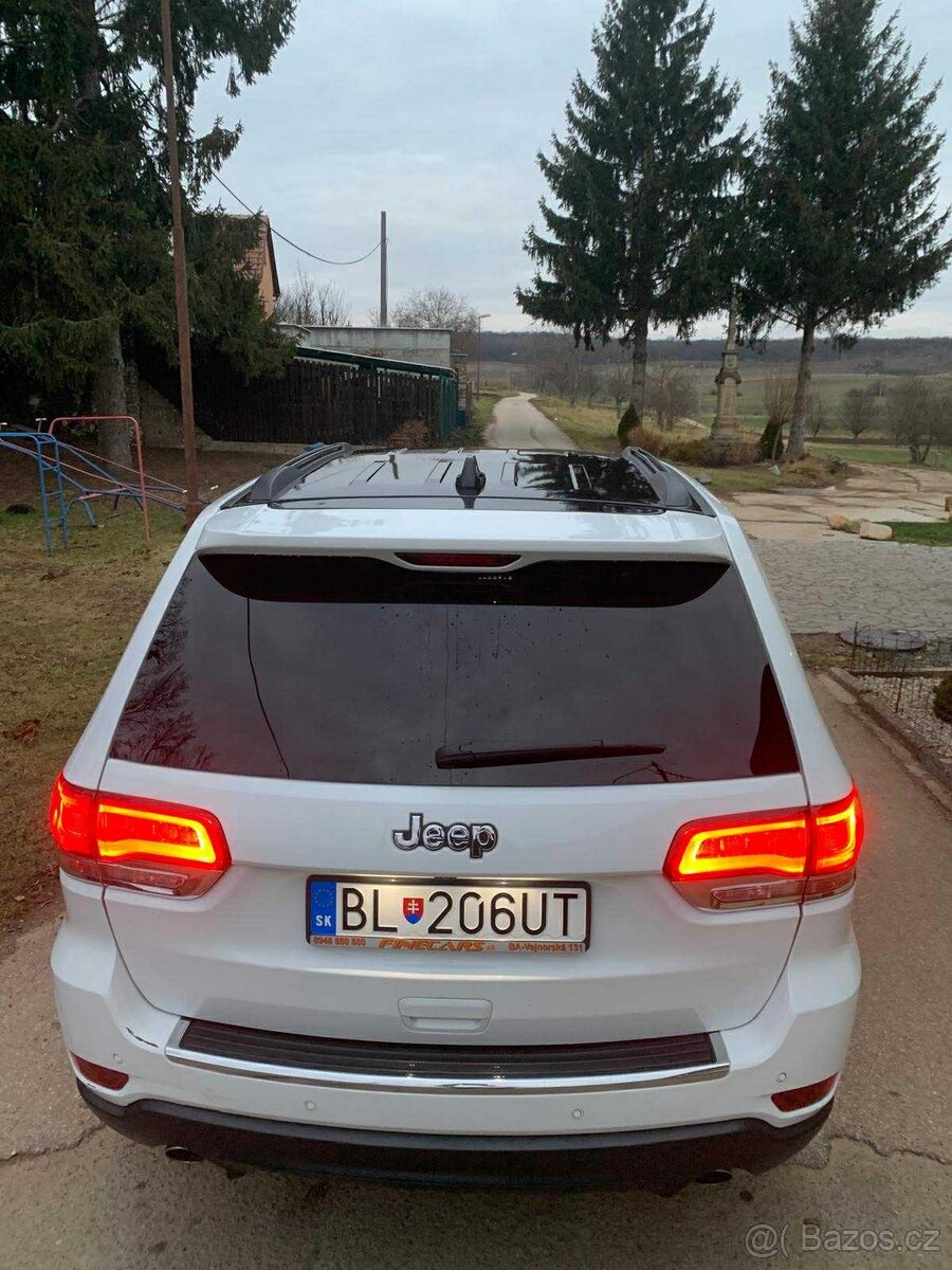 JEEP Grand Cherokee Combi 3,0 TDi - 4