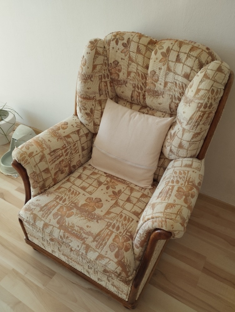 Sedacka + kresla - 4