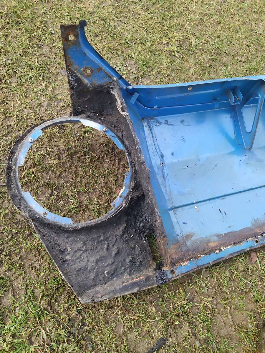 Přední čelo a blatníky Škoda 100 - 4