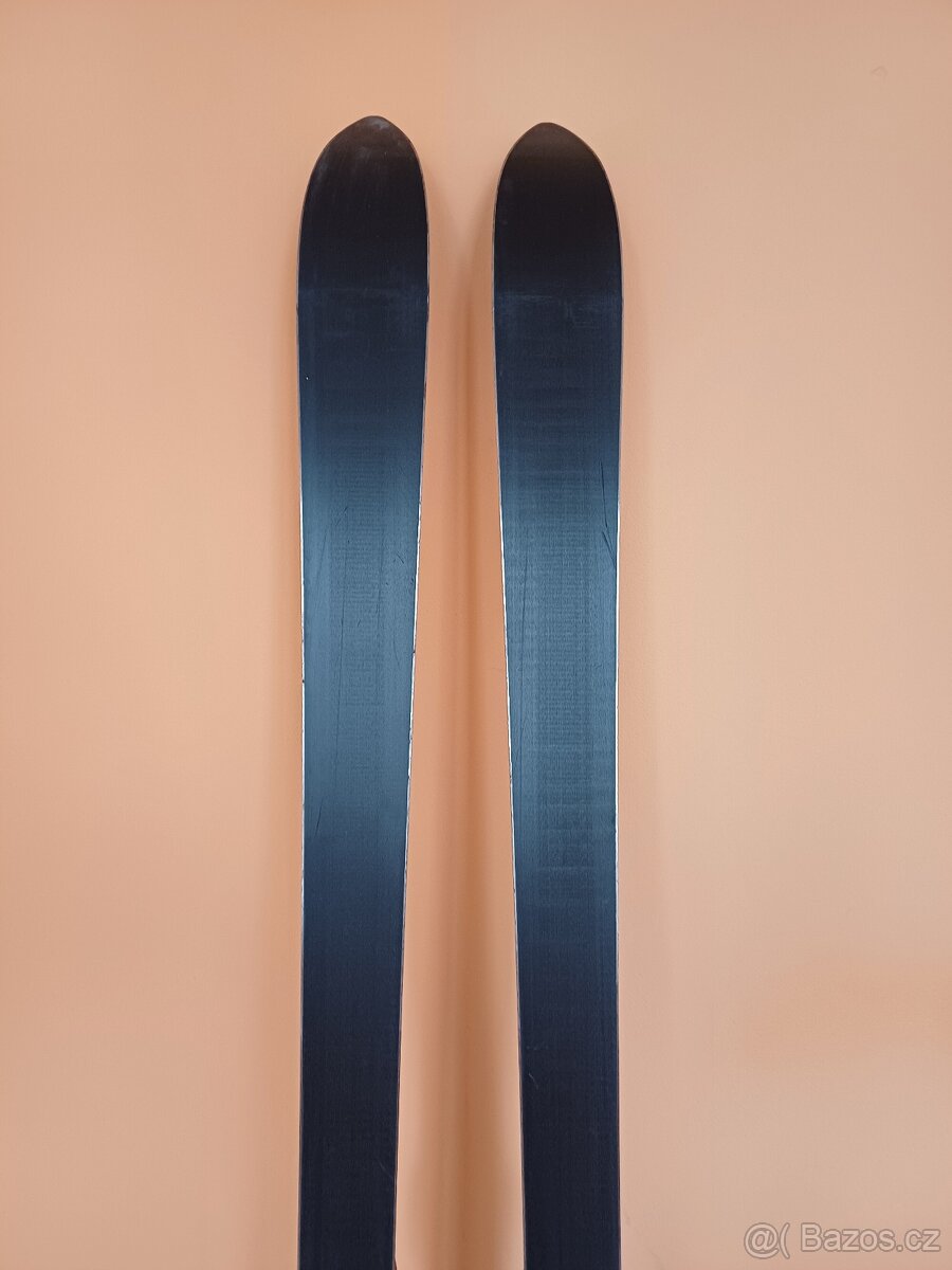 Starší lyže K2 - 4