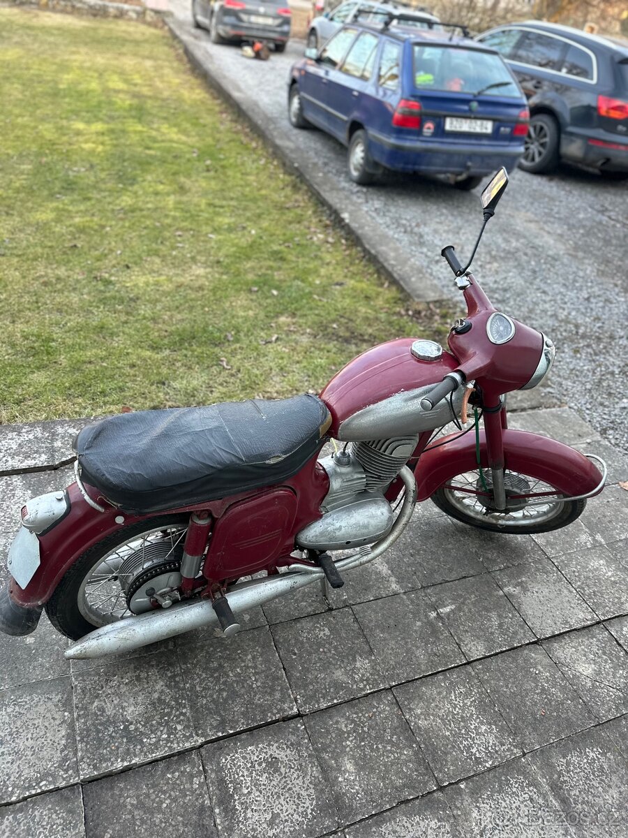 Jawa 250 - panelka - 4