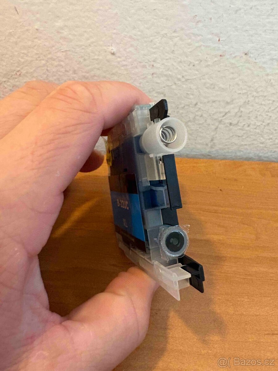 Kompatibilní modrá cartridge 15ml pro tiskárny Brother LC - 4
