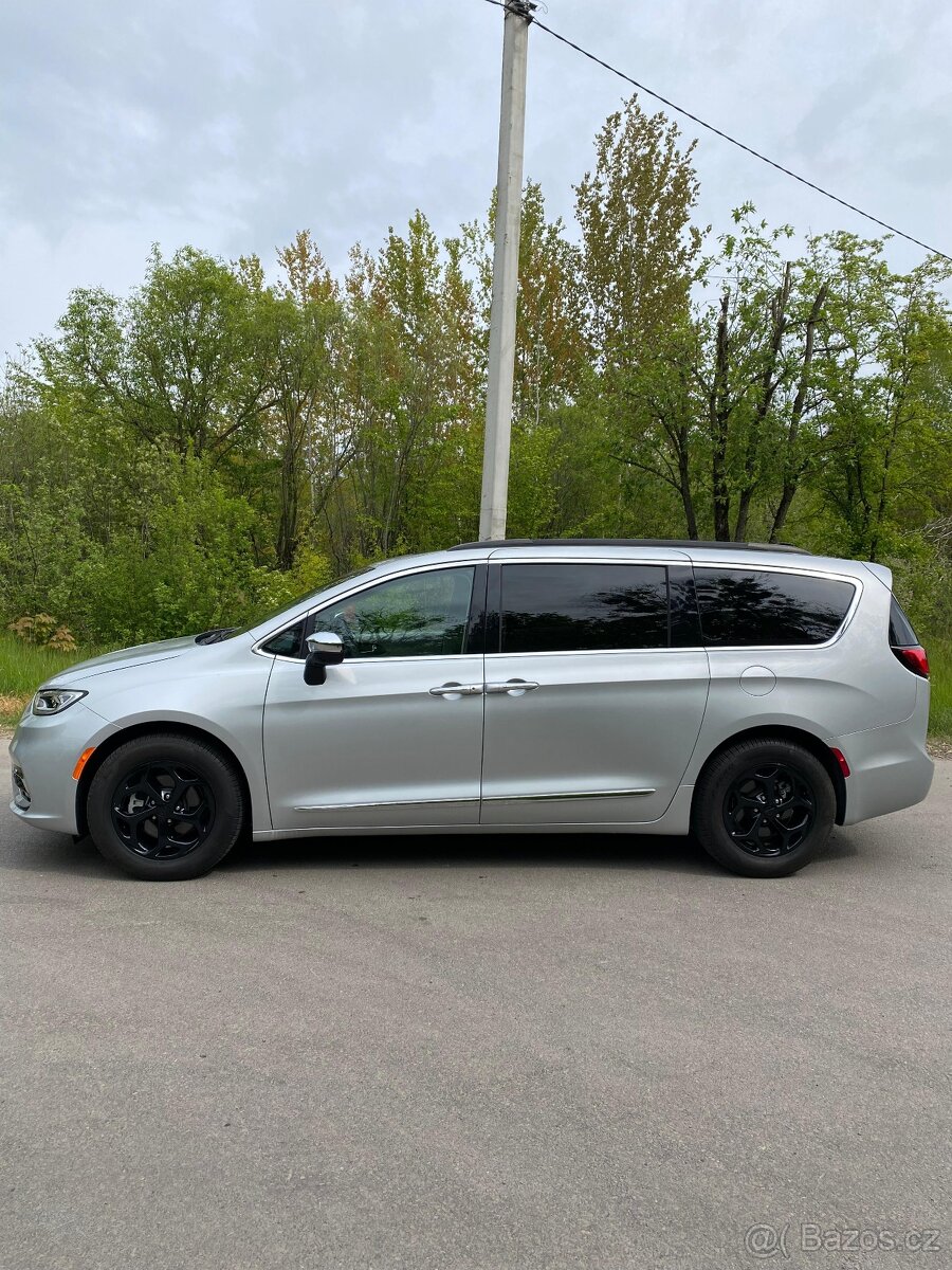 Chrysler Pacifica Limited 3.6 V6 r.v.2023
