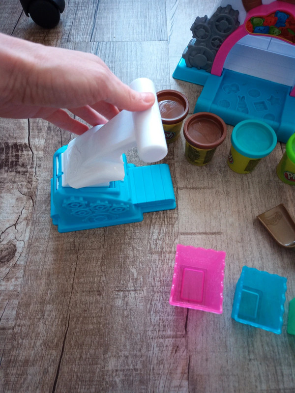 Play Doh Kitchen Tovarna na cokoladu - 4