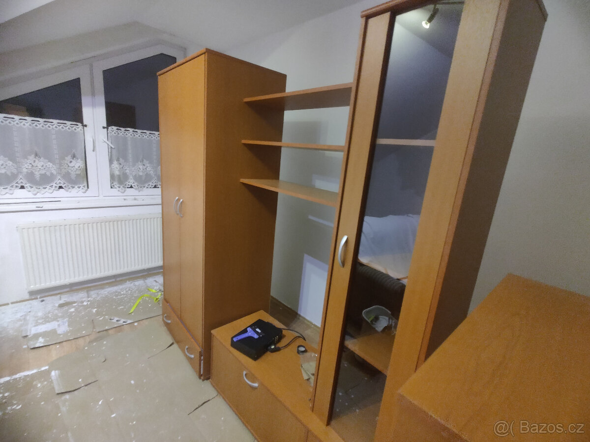 Prodám levně - obývací stěna - 4