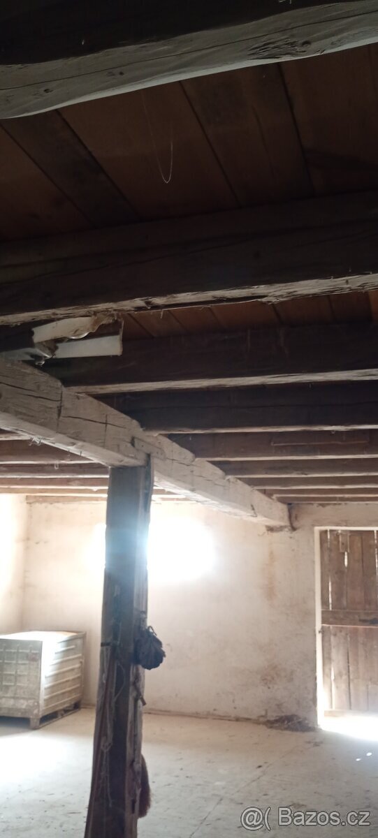 Máme zájem o staré trámy staré dřevo - 4