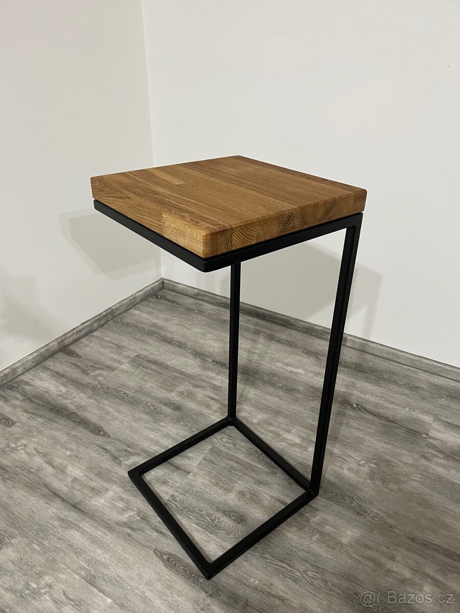 Noční stolek z masivu - 4