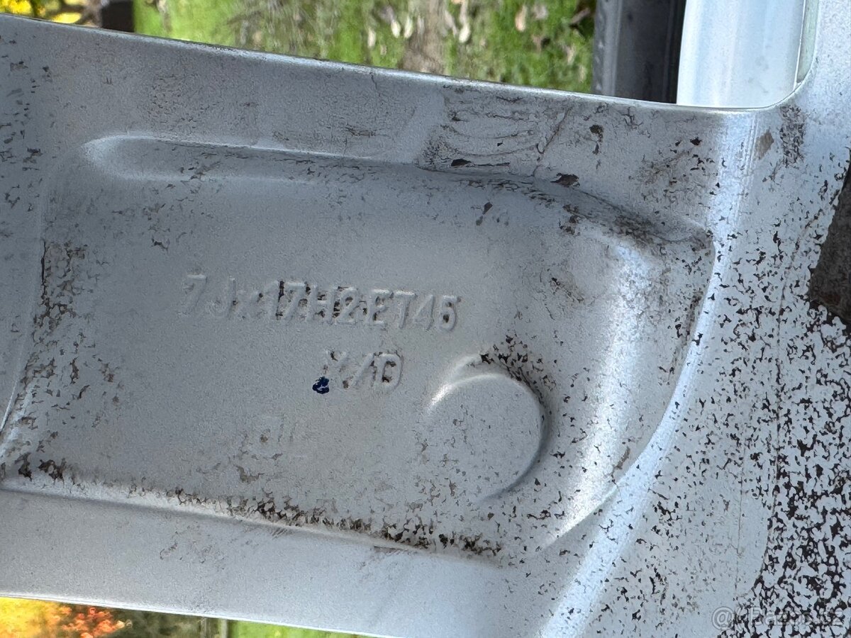 Letní pneu 215/55/17 + disky Škoda Karoq - 4