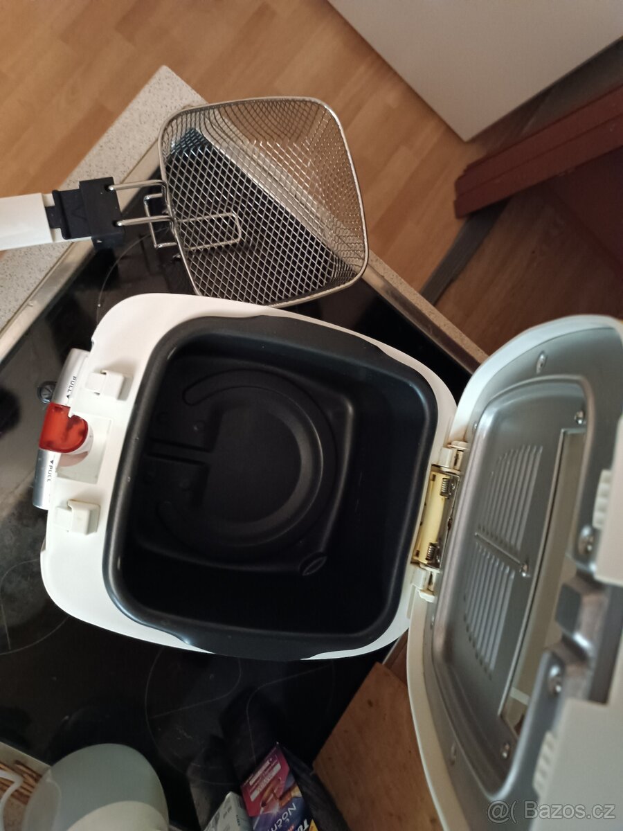 Fritéza De'Longhi F 13235 - 4