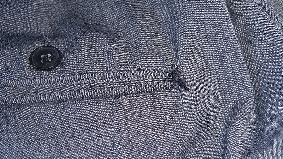 Pánský oblek, šedá barva, vel. 44/46, 52 - 4