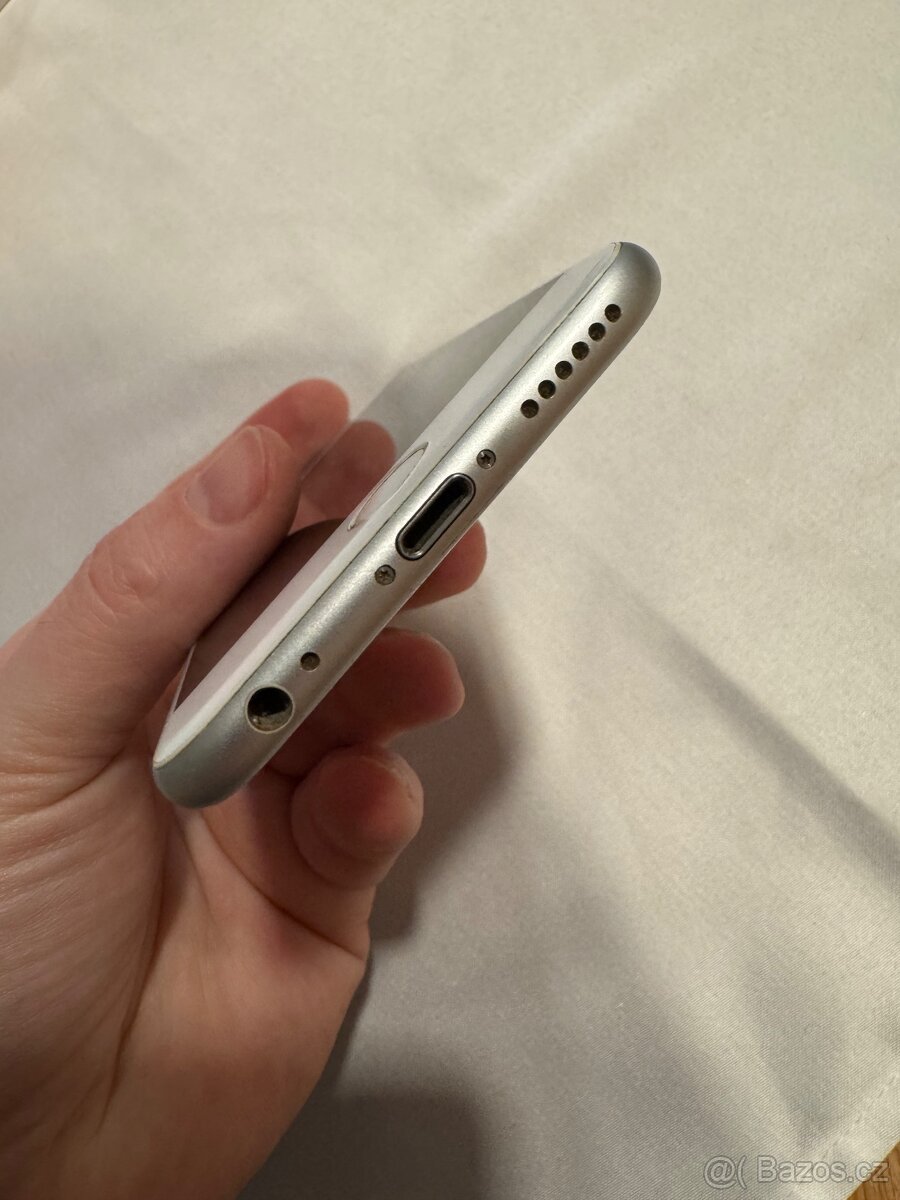 iPhone 6s 16GB Silver - 4