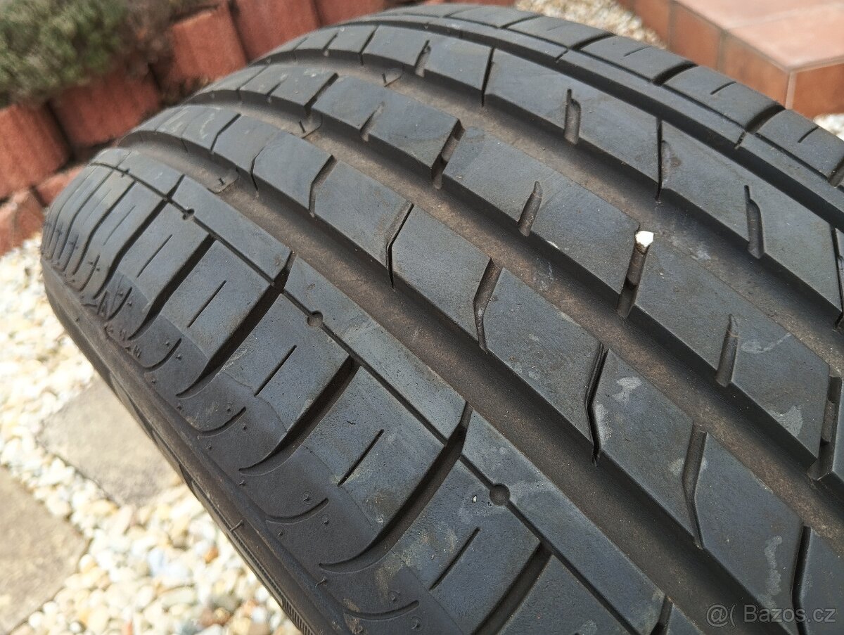 Prodám pneumatiky 235/55R19 - 4