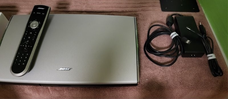 Prodám set repro BoseLifestyle T20 stojany a Bose BT adp. - 4