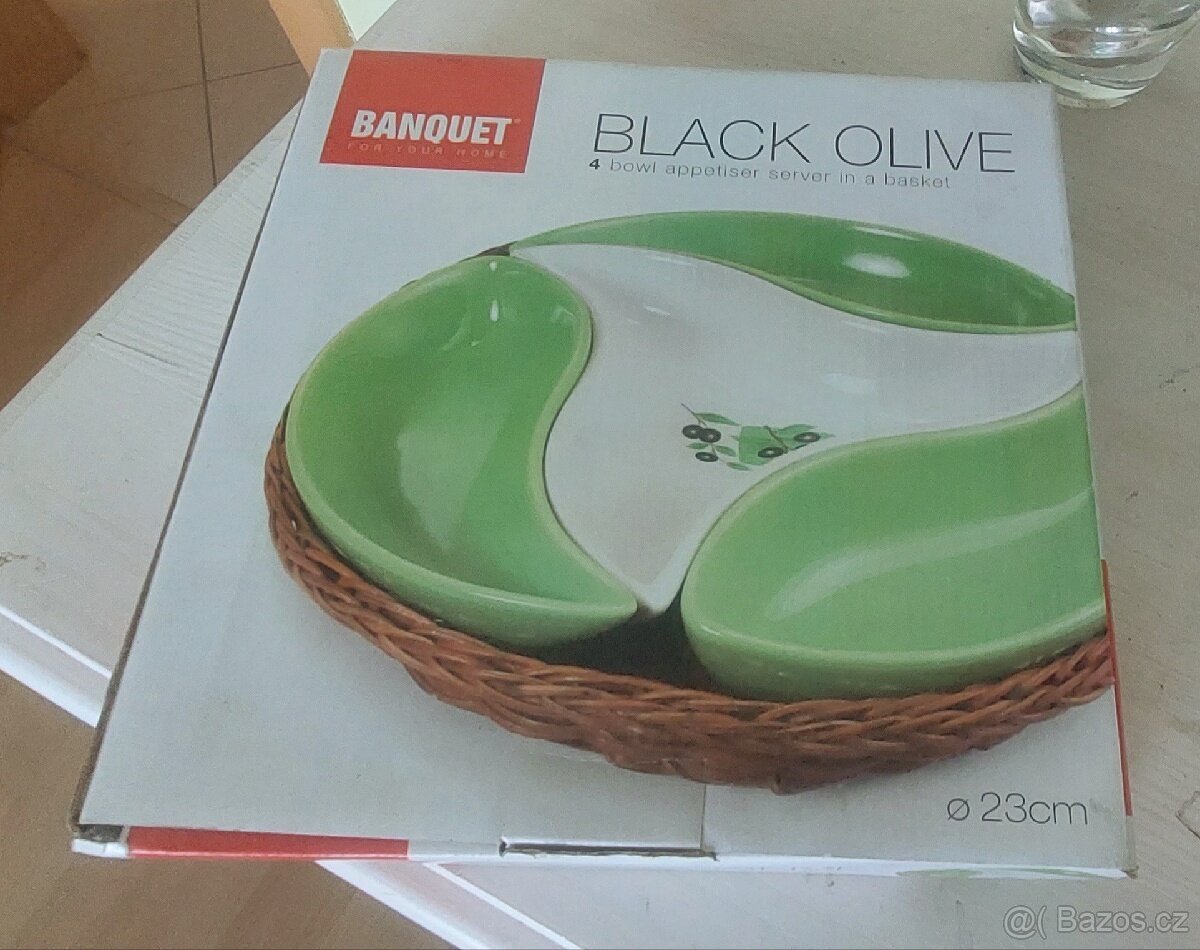 Keramicka 4 dilna sada misek v proutenem kosiku 22cm - 4