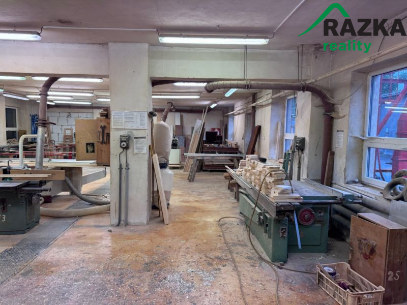 Pronájem zavedené truhlárny Bor u Tachova ( 280m2) - 4
