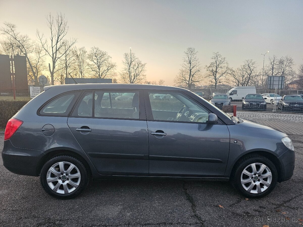 ŠKODA FABIA 1.2 51kW KOMBI AMBIENTE,KLIMA,SENZORY,ALU - 4