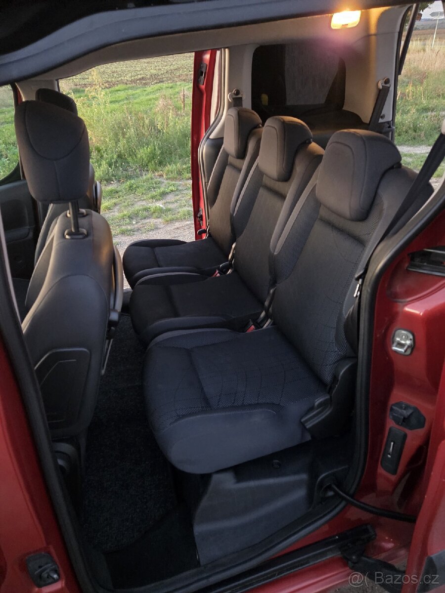 Prodám Peugeot Partner Tepee, rok 2009 - 4