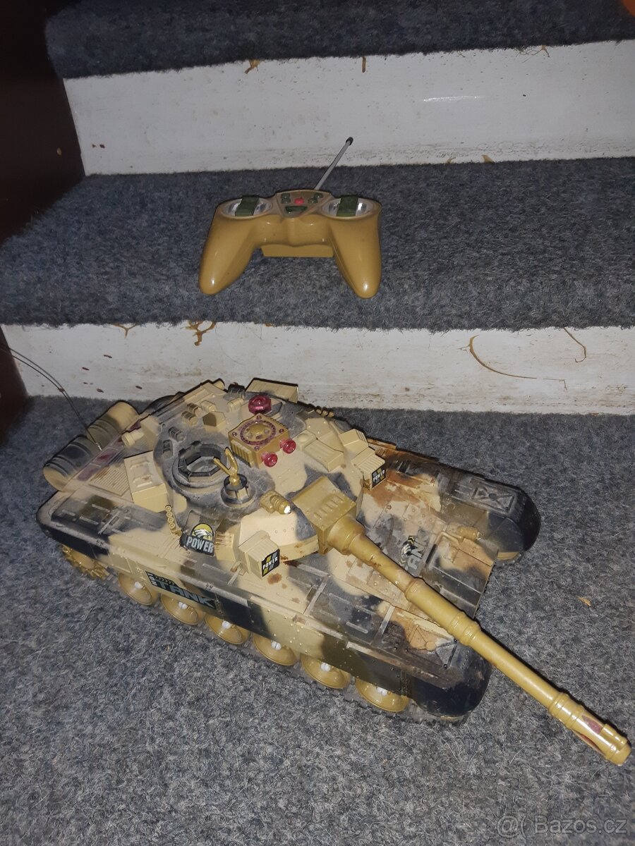 Tank na vysílačku - 4