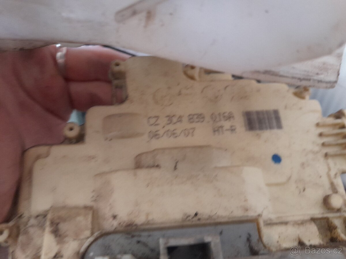 Zámek,klika,motorek,stahovačka VW Passat B6 - 4