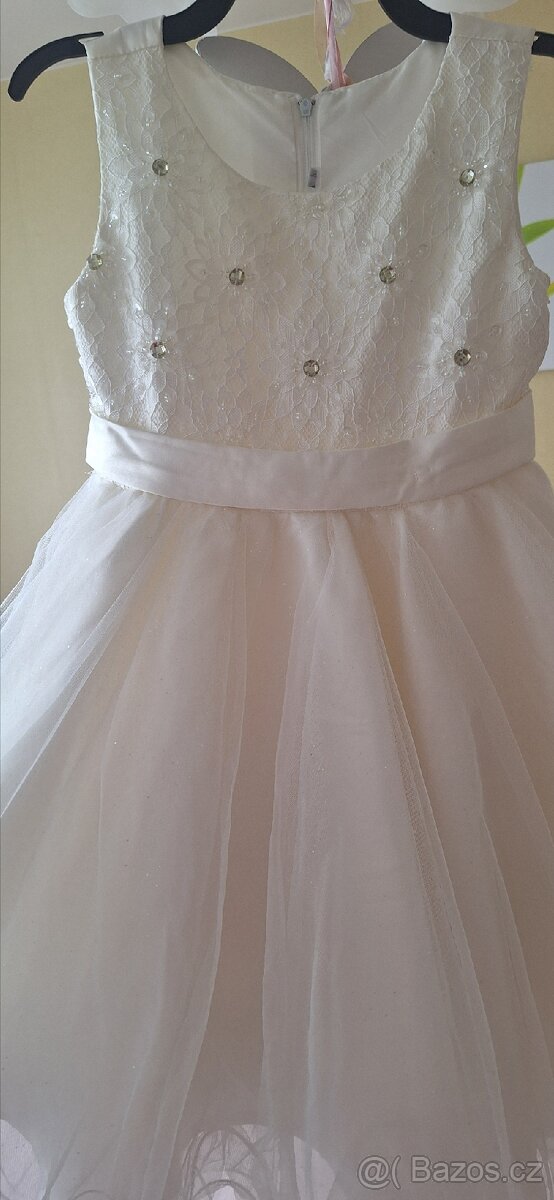 Dívčí šaty - 4
