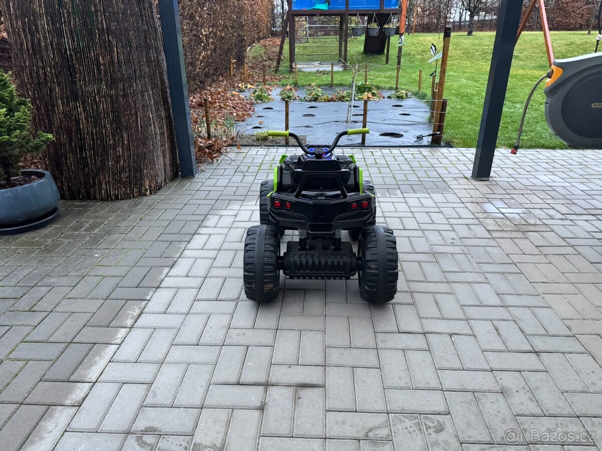 Dětská elektrická čtyřkolka - 4
