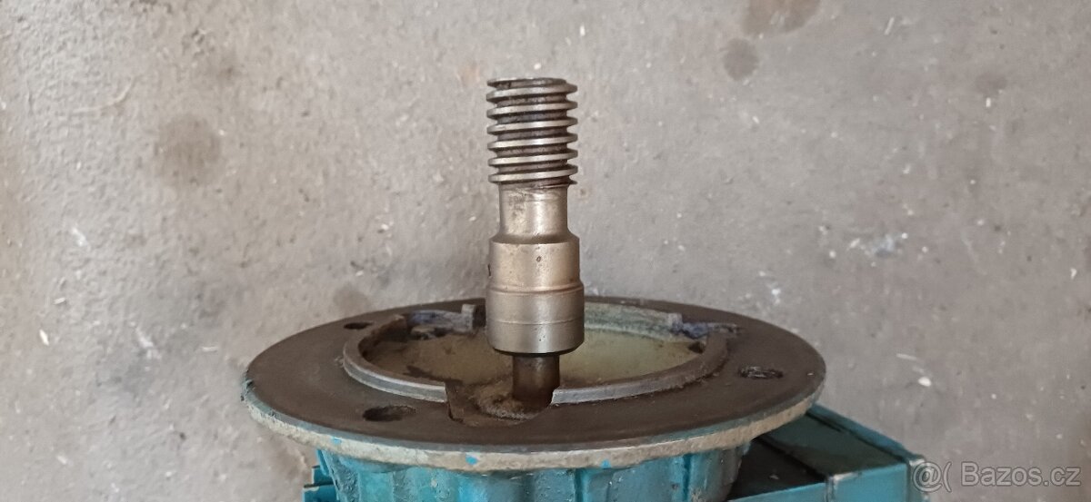 Elektromotor třífázový MEZ Mohelnice - 4