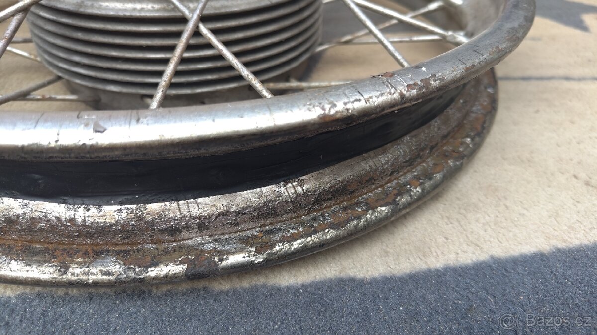 Kolo jawa 250/559 - 4