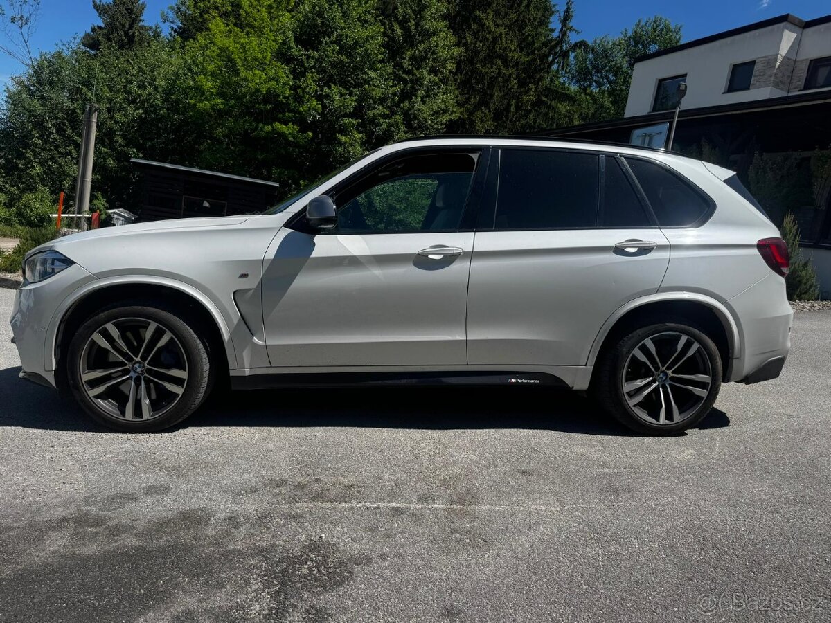 BMW X5 M50d A/T - 4