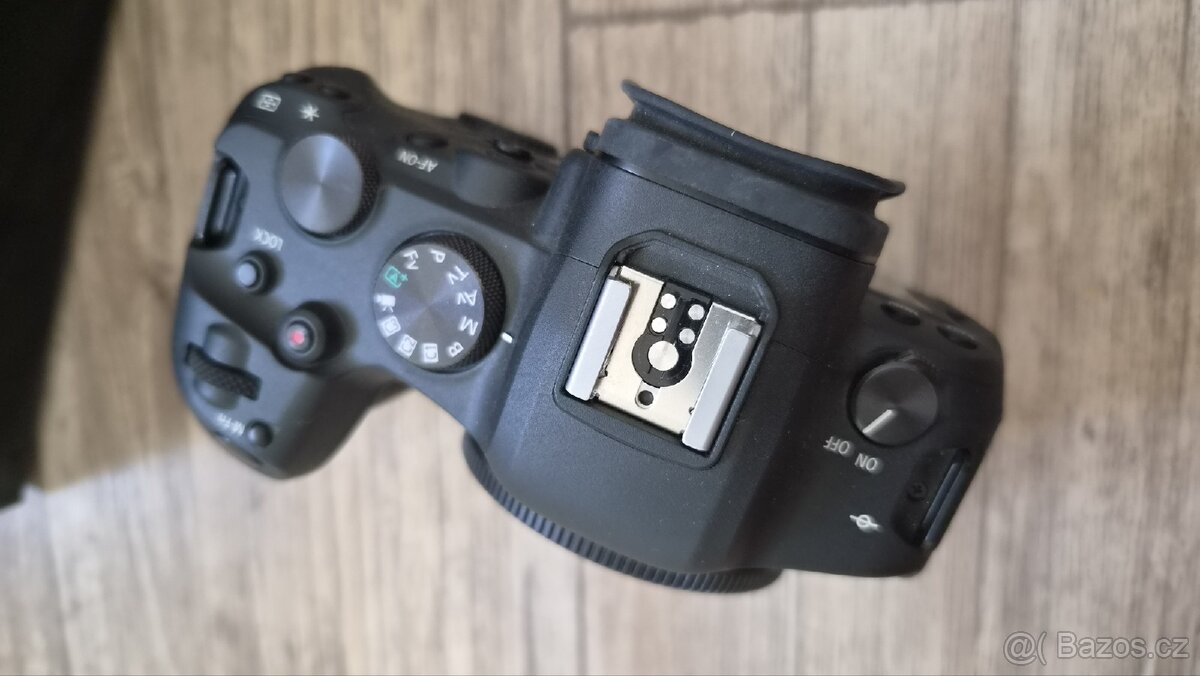 Canon EOS R6 + Adapter EF\RF - 4