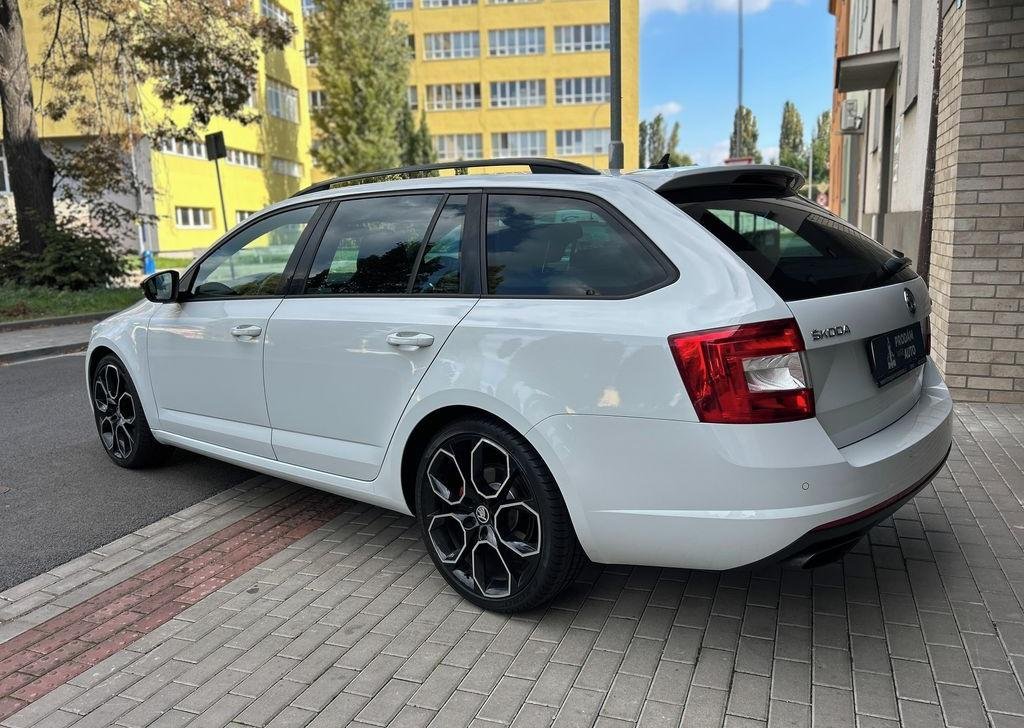 Škoda Octavia, 2.0TSi RS ČR - 4