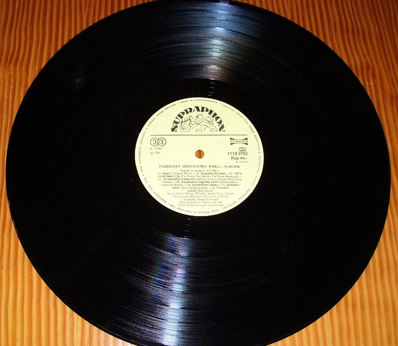 Pozdravy orchestru K.Vlacha 1947-1982 2x LP /112/ - 4