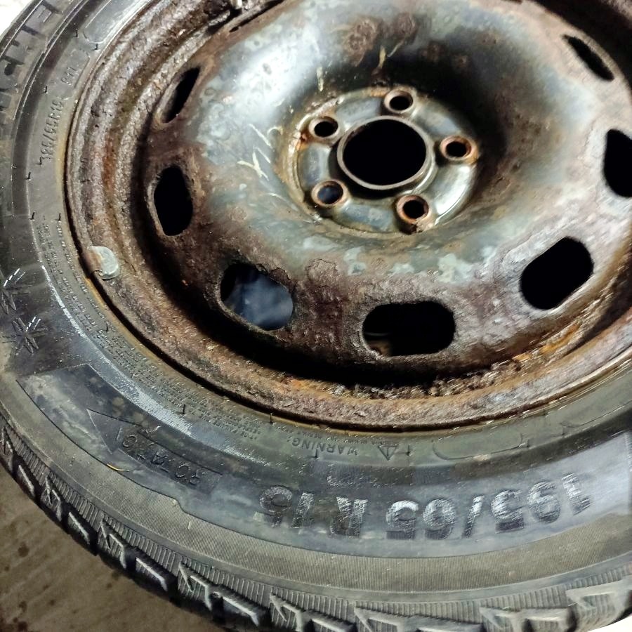 15" plechová kola – 5x100 – ŠKODA (VW, SEAT, AUDI) - 4