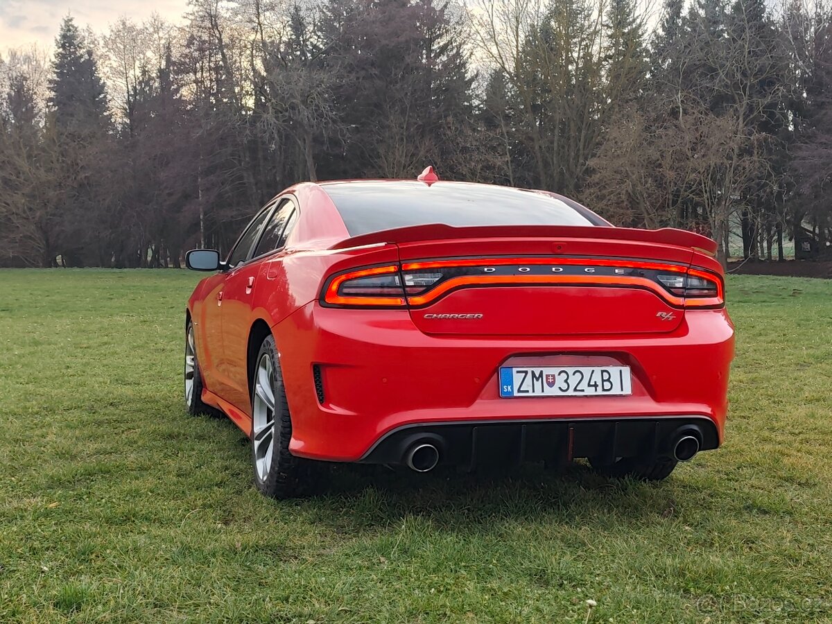 Dodge charger 5.7hemi 276kw rok výroby 2020 - 4