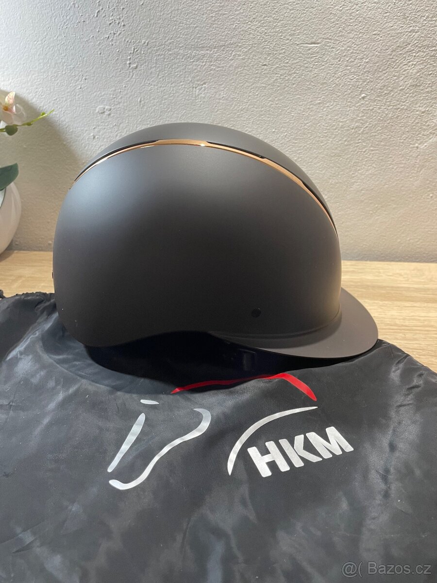 Jezdecká helma HKM - 4