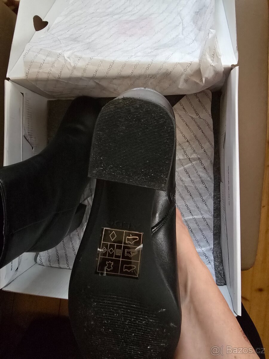 Dámské zimní boty ,černá barva,vel.36 - 4