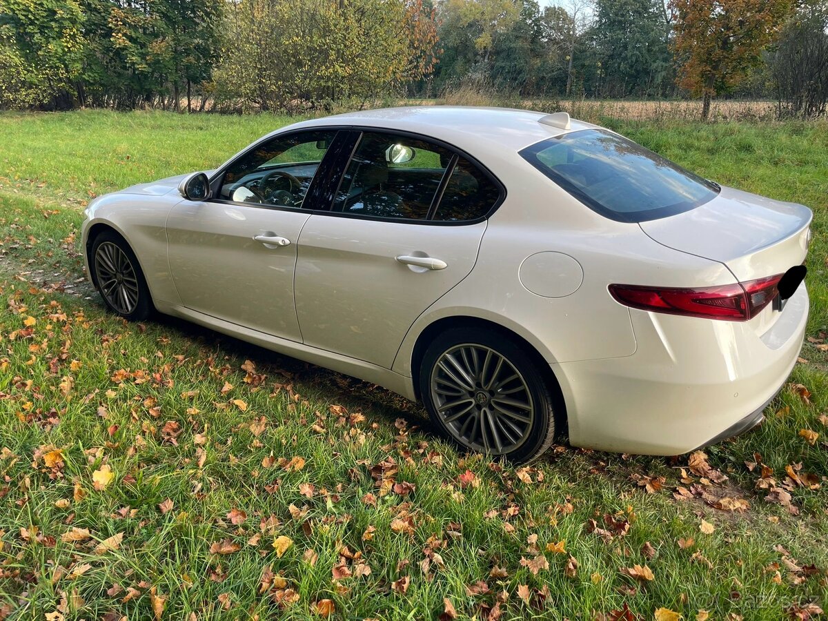 Alfa Romeo Giulia - 4