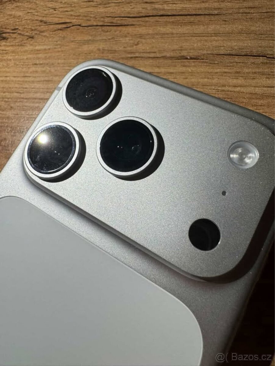 iPhone 17 Pro 256GB - 4