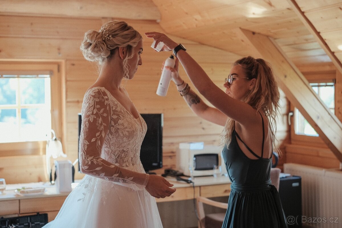 Svatební šaty + závoj - 4