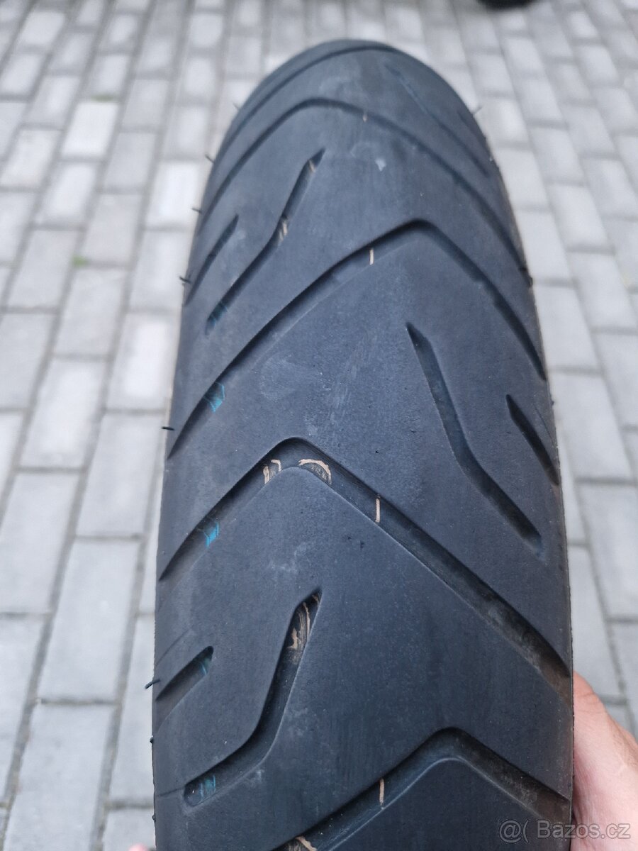 Moto pneu Bridgestone - 4