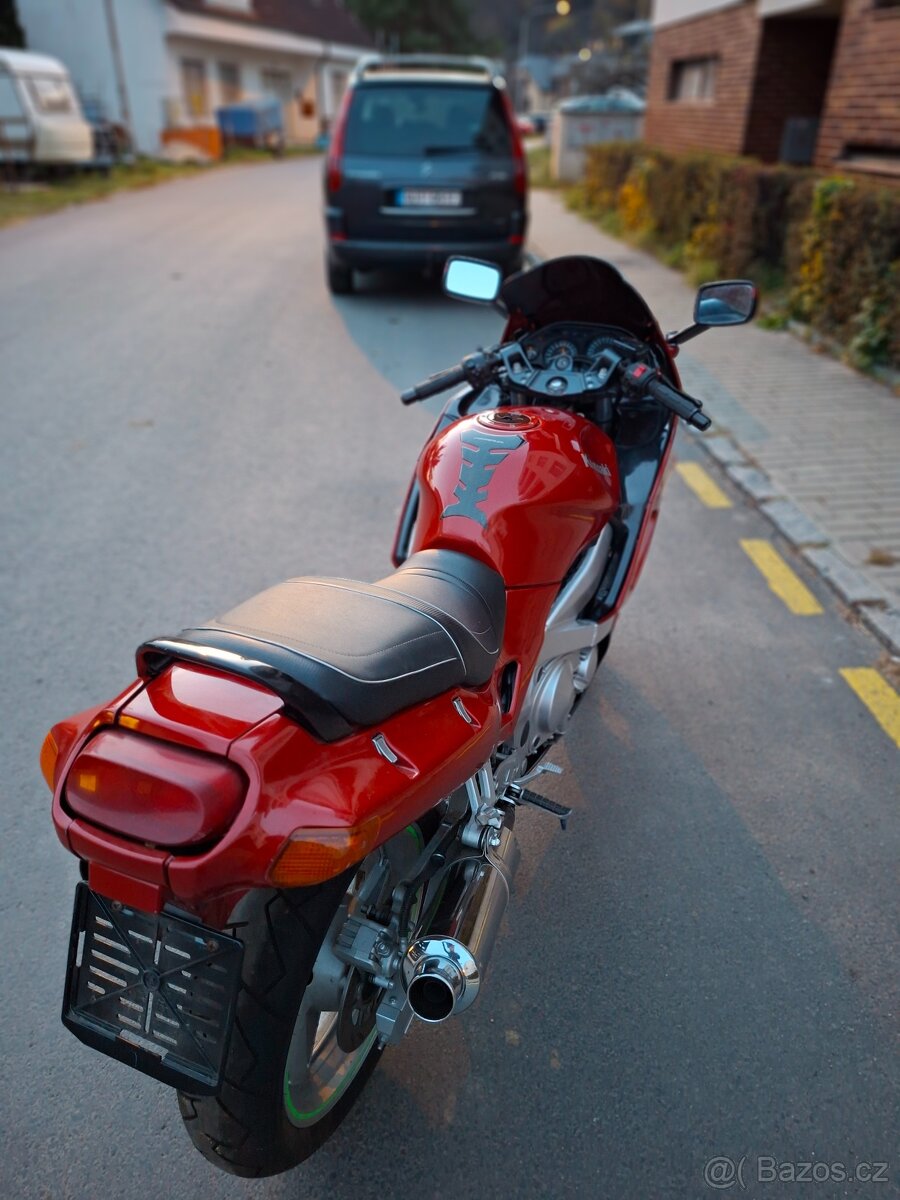 Kawasaki ZZR 600, 72 kW, 1996 - 4