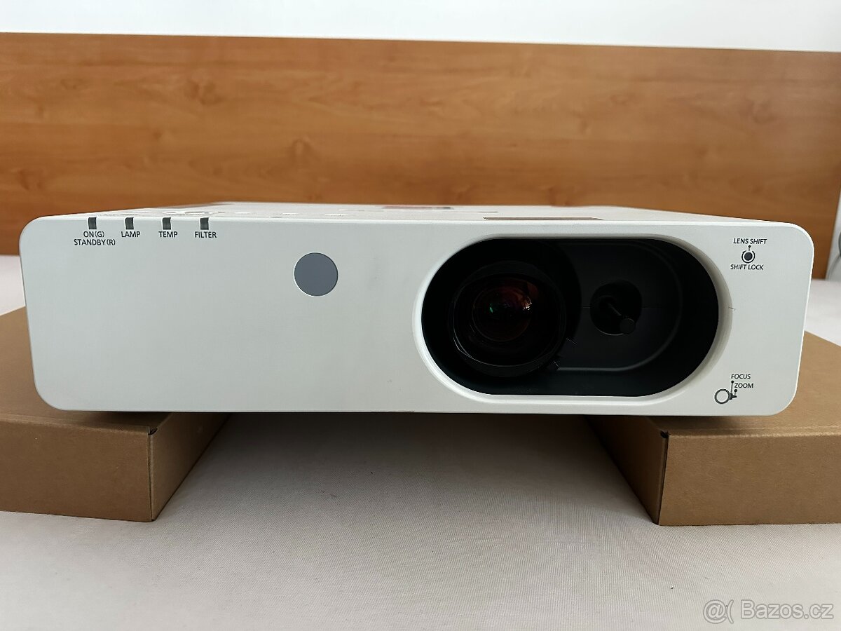 Projektor Panasonic PT-FW430E – plně funkční + příslušenství - 4