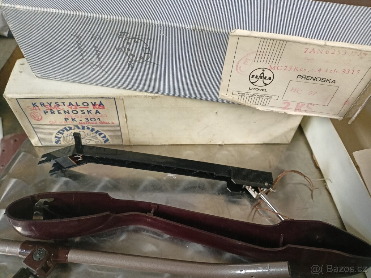 Přenosky, díly na gramofon + krabičky - 4